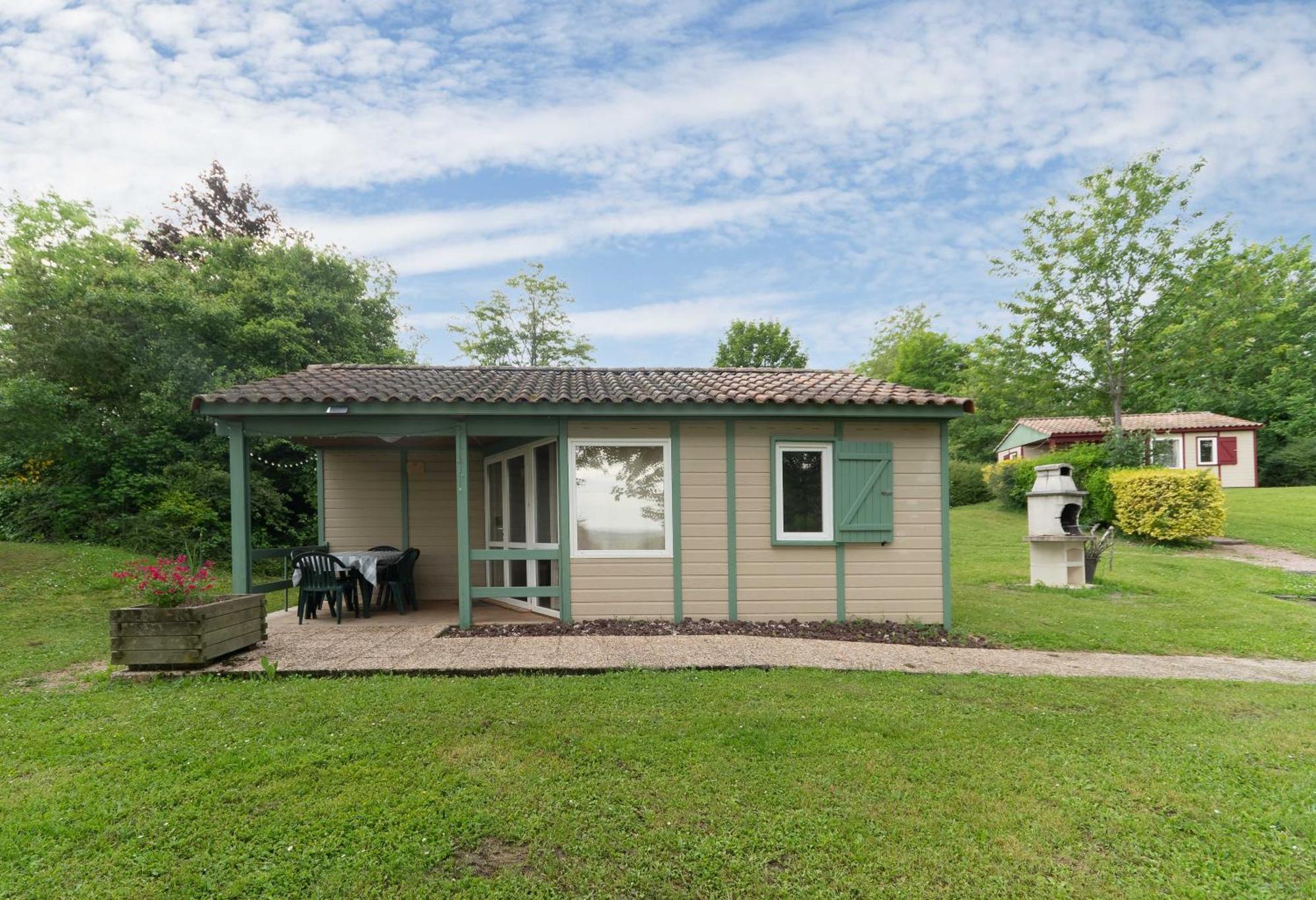 Camping Le Mont Libre - Cottage & Espace Nature - 加纳 外观 照片