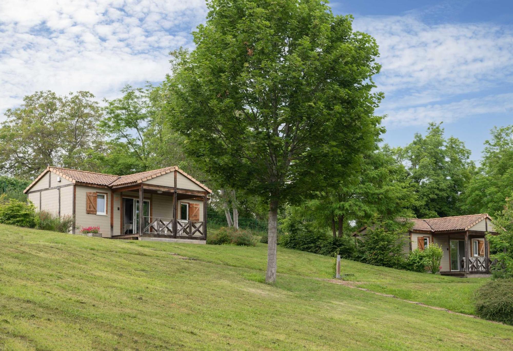 Camping Le Mont Libre - Cottage & Espace Nature - 加纳 外观 照片
