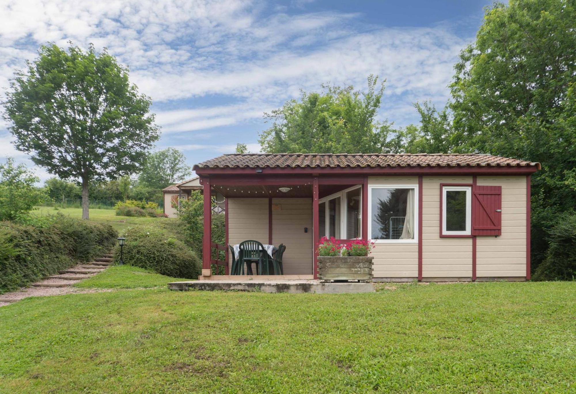 Camping Le Mont Libre - Cottage & Espace Nature - 加纳 外观 照片