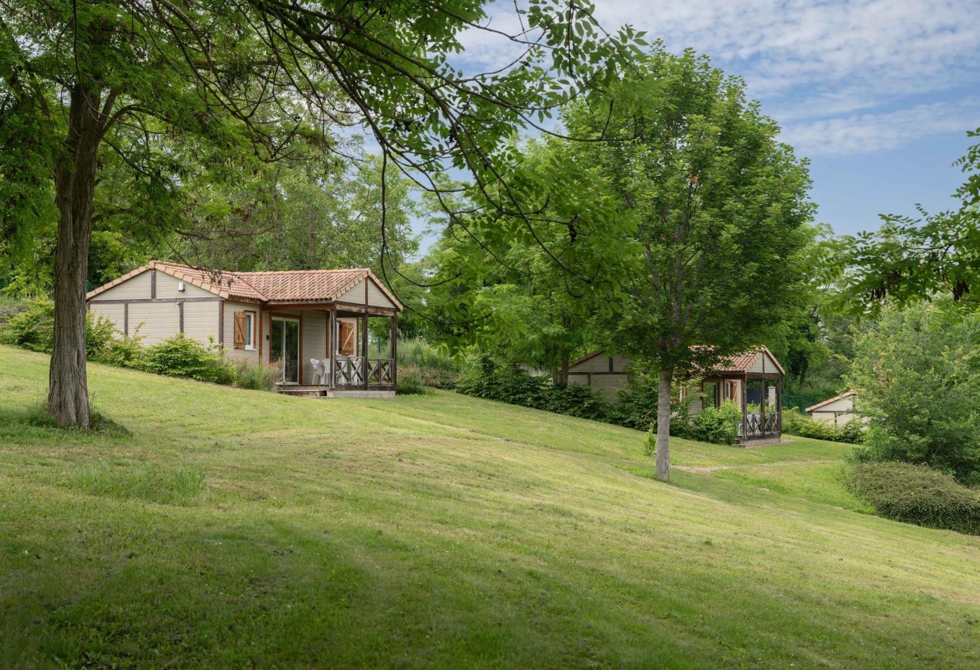 Camping Le Mont Libre - Cottage & Espace Nature - 加纳 外观 照片