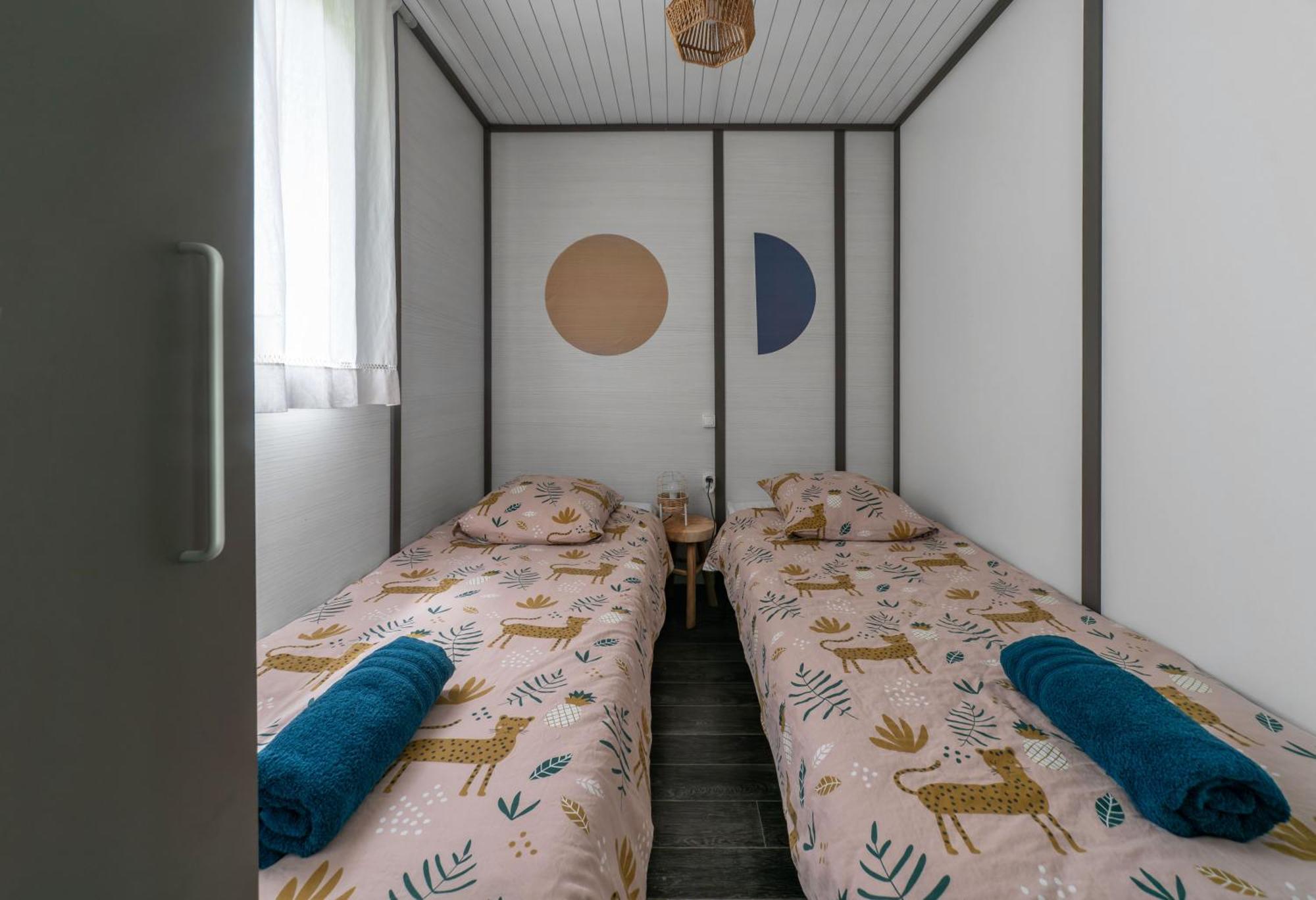 Camping Le Mont Libre - Cottage & Espace Nature - 加纳 外观 照片